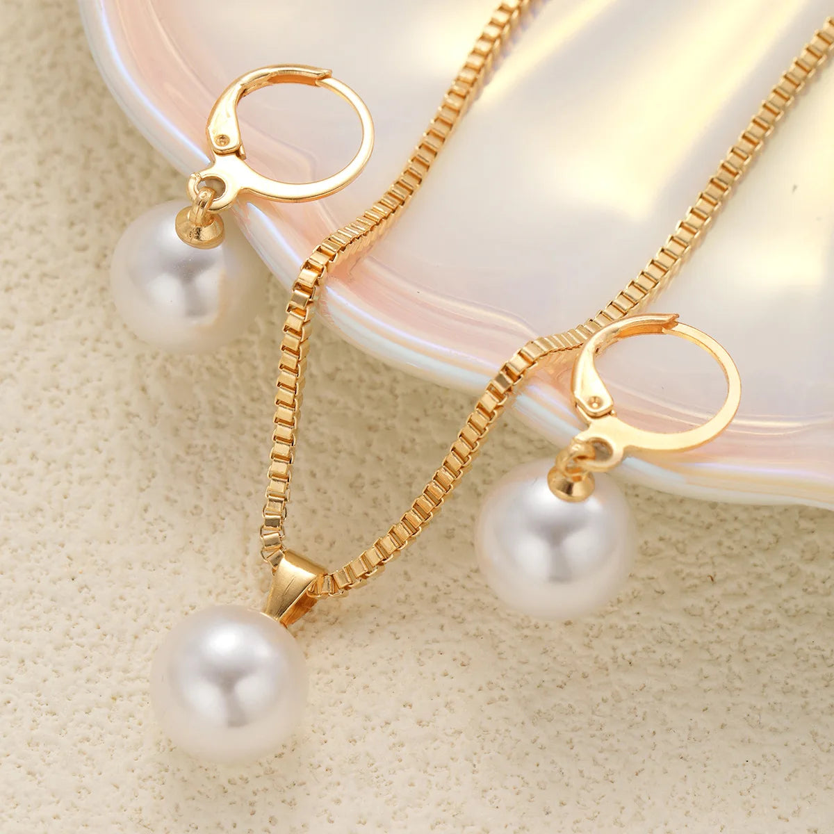 Juego de joyas de perlas de moda para mujer, pendientes colgantes, collar con colgante, atuendo simple y delicado de uso diario, accesorios de fiesta