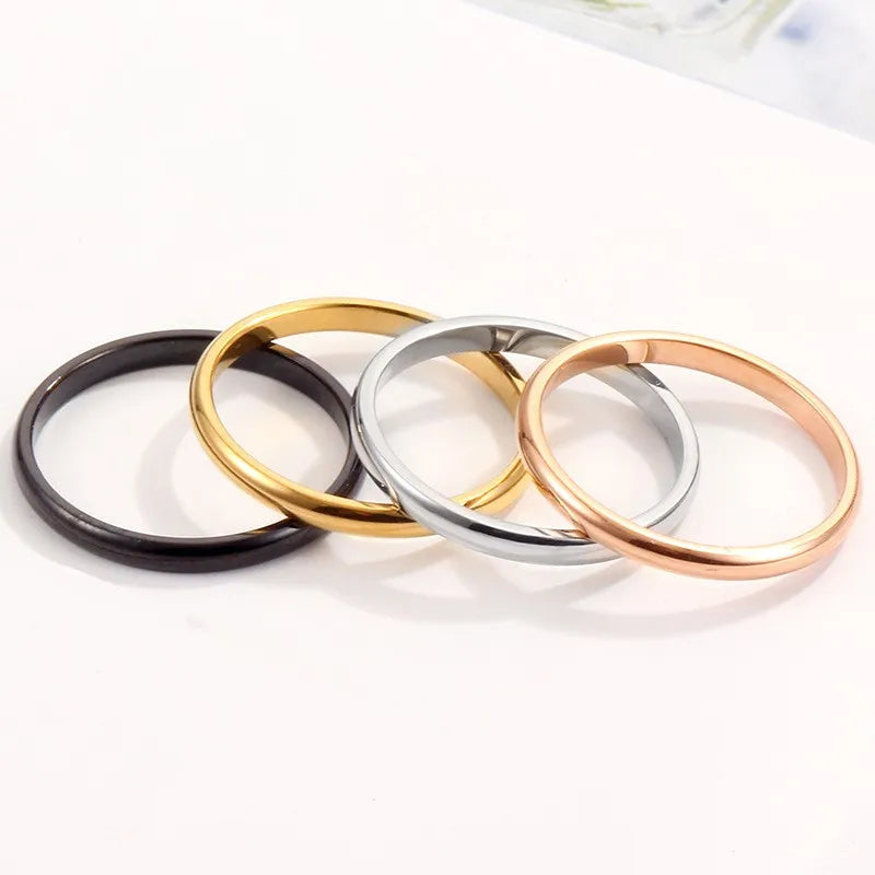 2 mm dünner stapelbarer Ring aus Edelstahl, schlichter Bandring, Mittelfingerring für Damen und Mädchen, Größe 3-12