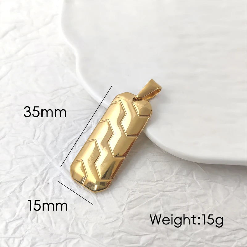 Oferta Especial de Collar Hip Hop para Hombre, Acero Inoxidable Chapado en Oro de 18K, Joyería Clásica para Hombre, Colgante Cuadrado con Diseño de Huella de Neumático