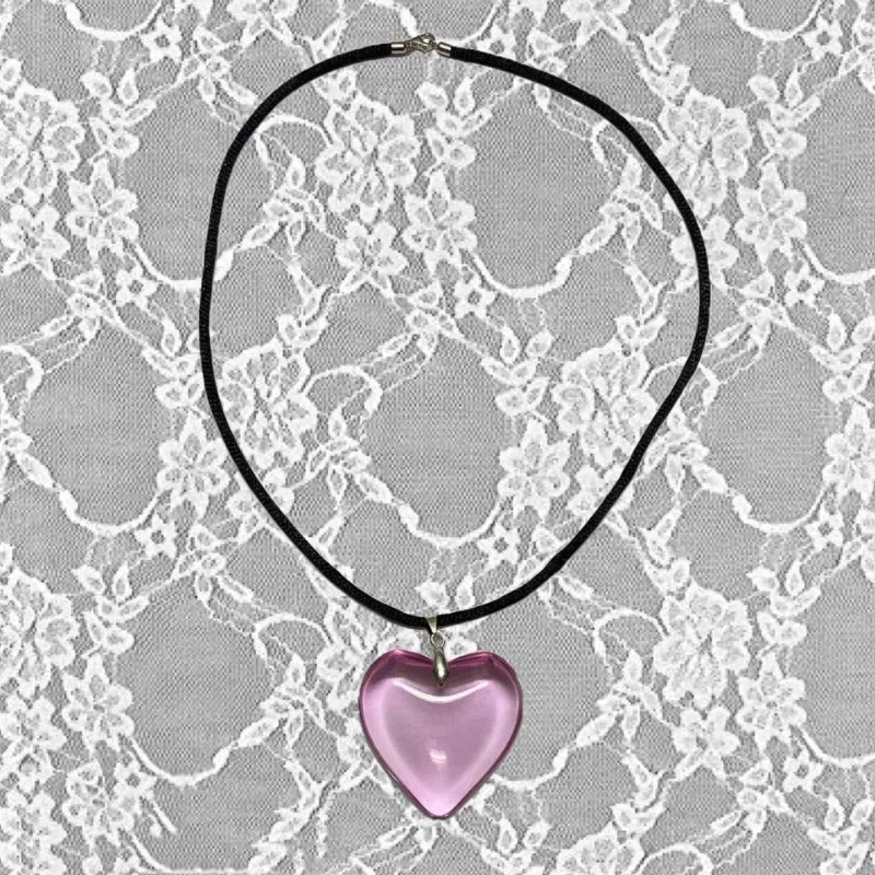 Großer roter Glasherz-Anhänger, schwarze Kordel-Halskette für Frauen, Pink Grün Rot AB Lila Kristallstein, hübscher Y2K Anhänger-Schmuck