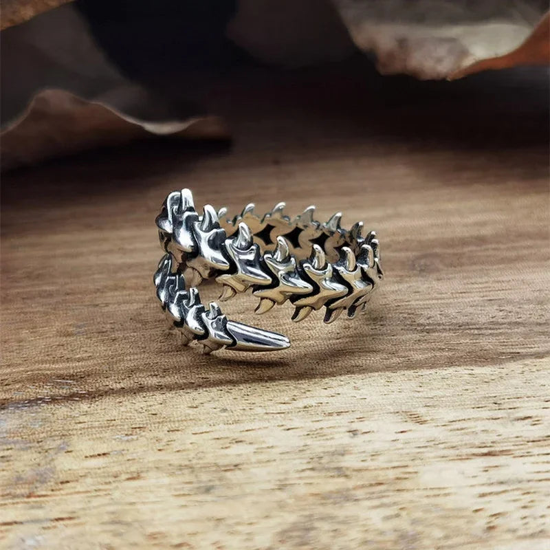 Vintage Gothic Kiel-Wirbelsäulen-Ringe für Frauen Männer Antik Silber Hyperbel Tausendfüßler Offener Ring Hip Hop Schmuck Y2K Mode Ringe