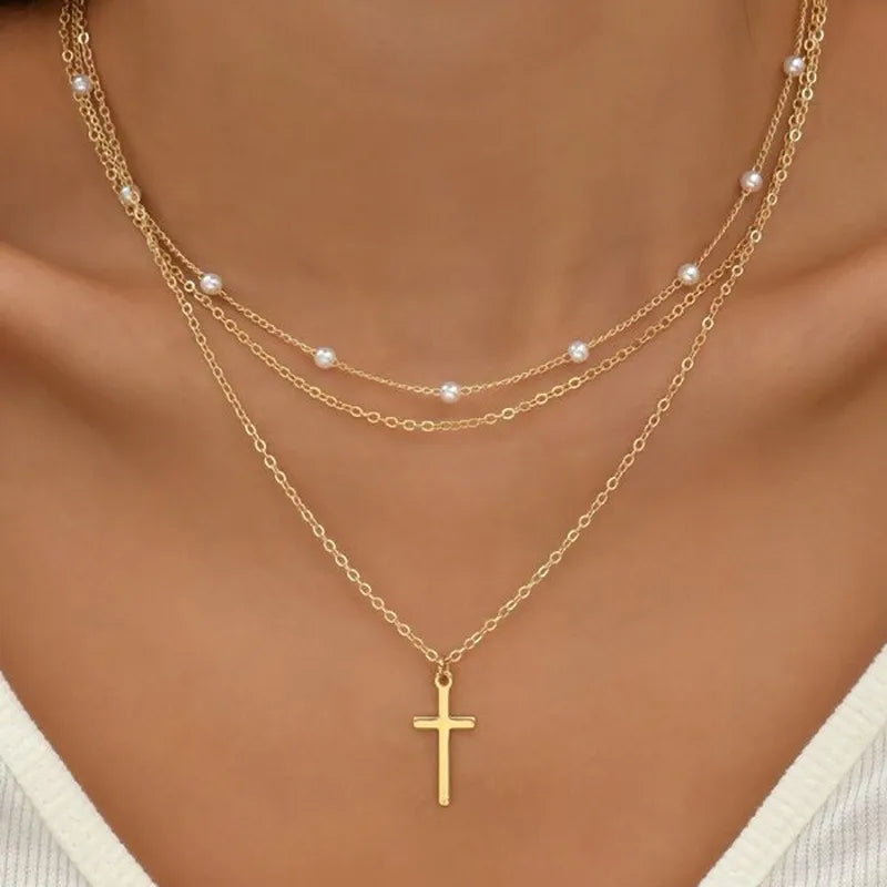 Vintage Goldfarbene Metallkreuz-Anhänger Halskette Armband Schmuckset für Damen Schlichter Minimalistischer Schmuck für den Alltag