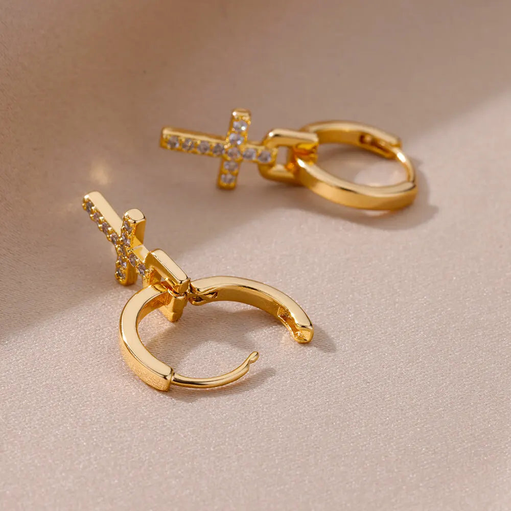 Pendientes colgantes de circonita con cruz para mujer y niña, de acero inoxidable, con diseño de cruz, aretes de pareja de boda con estética de moda 2023