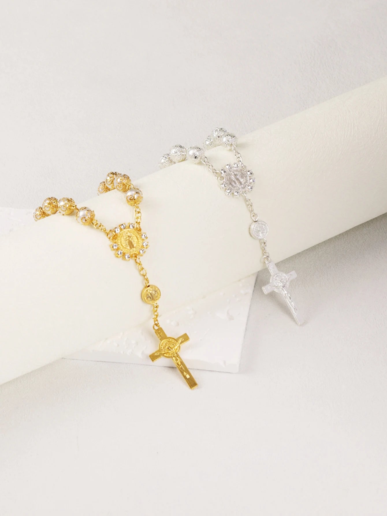 Rosenkranz-Armband mit zehn Perlen, Heiliger Benedikt, Kruzifix, göttliche Barmherzigkeit, Geschenk für Frauen und Männer