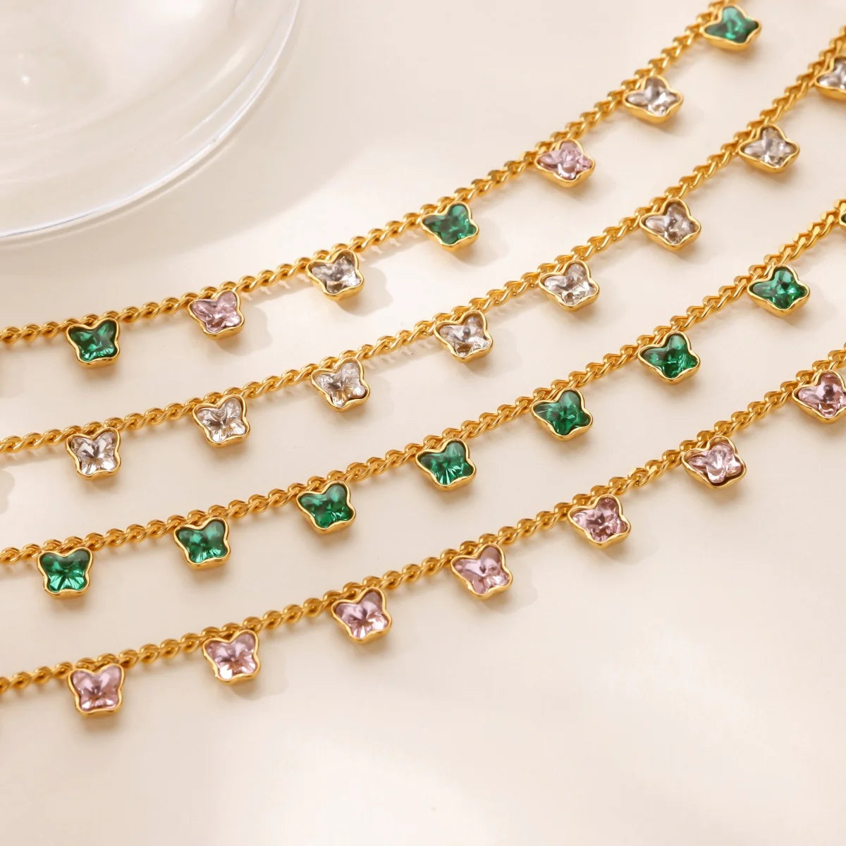 Collares con colgante de mariposa de circonita de lujo para mujer, cadena de acero inoxidable chapado en oro, collar, joyería de boda, novedad de 2025