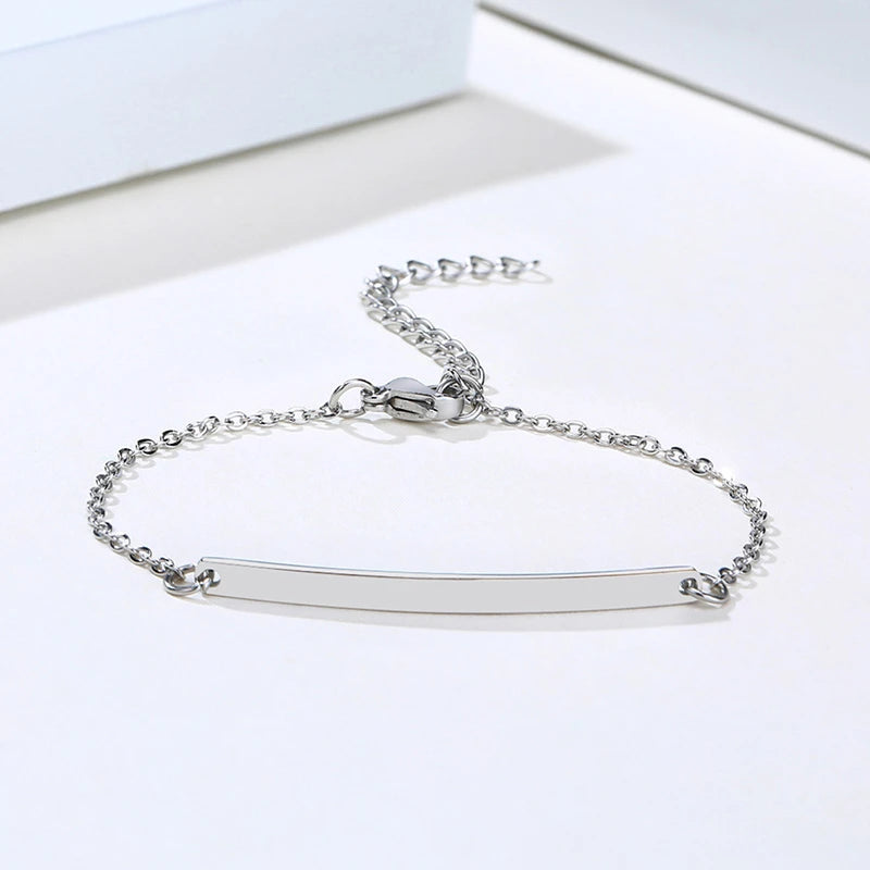 Vnox Minimalistische personalisierte gravierbare Edelstahl-dünne Armbänder für Frauen, Damen, individuelle Freundschafts-, Brautjungfern-Geschenke, Schmuck
