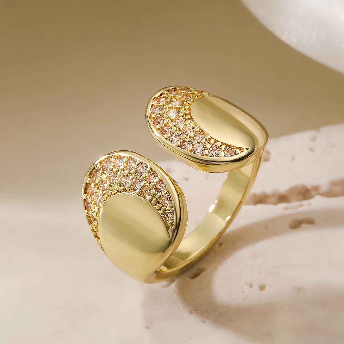 NEWBUY Hochwertige AAA CZ Zirkon Intarsien Kupfer Hochzeitsschmuck Einzigartiges Design Offene Ringe Für Elegante Frauen Größenverstellbar