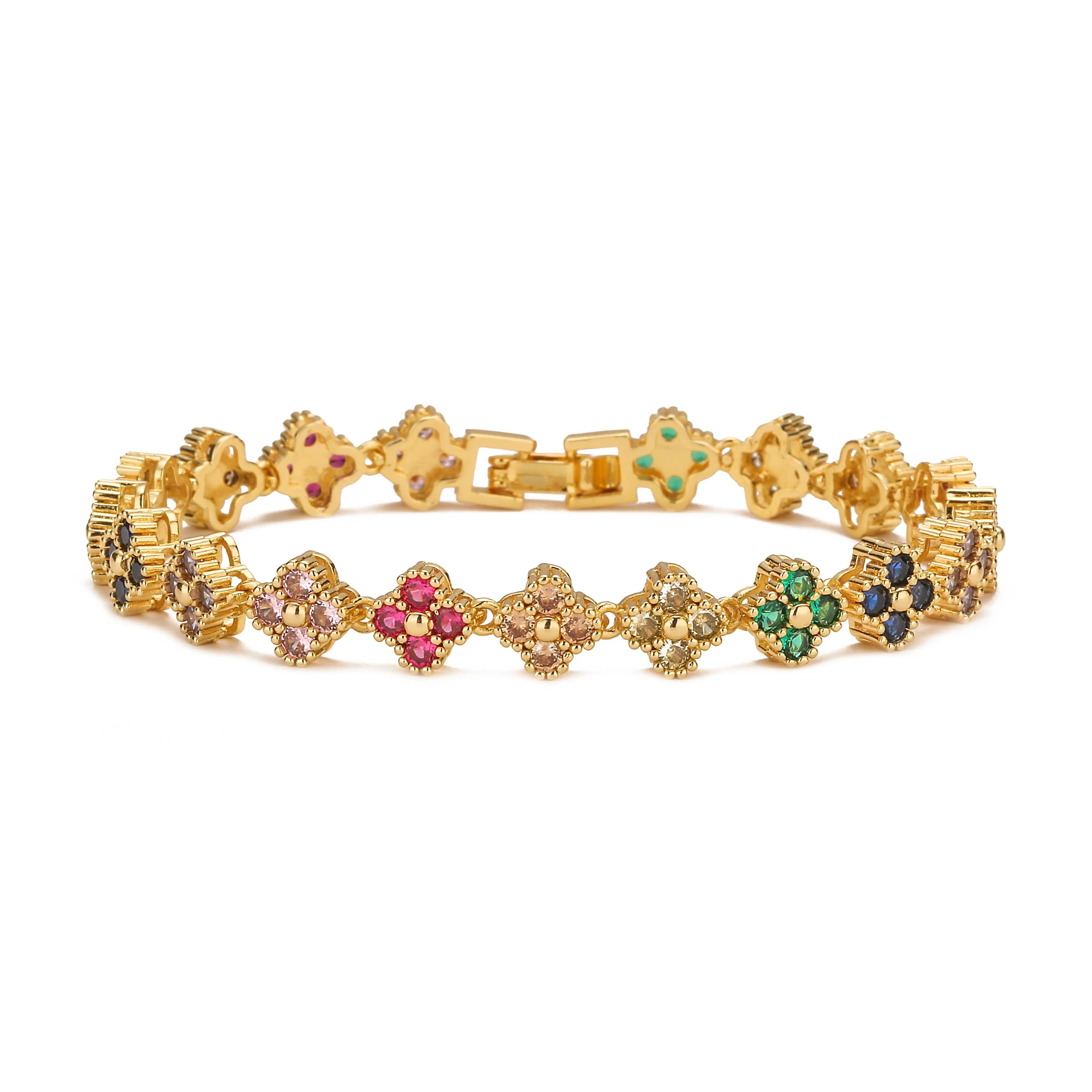 HECHENG, AAAAA Messing 18K vergoldete Blumenhalskette Armband Schmuckset, als Weihnachtsgeschenk für Frauen und die beste Freundin