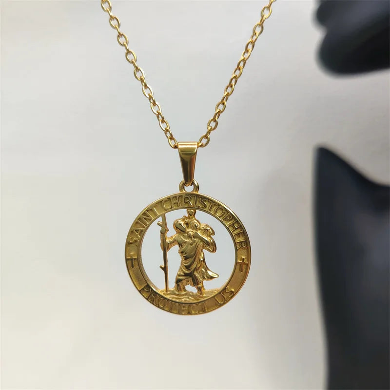 Venta caliente Religioso 18K chapado en oro San Cristóbal Collar de acero inoxidable con colgante para hombres mujeres regalo de joyería