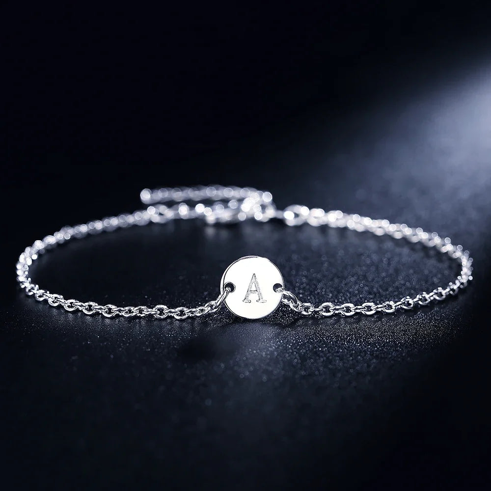 Neuer Trend 925 Sterling Silber 26 Buchstaben Karten Kettenarmbänder für Frauen Mode Hochzeit Party Feiner Schmuck Weihnachtsgeschenke