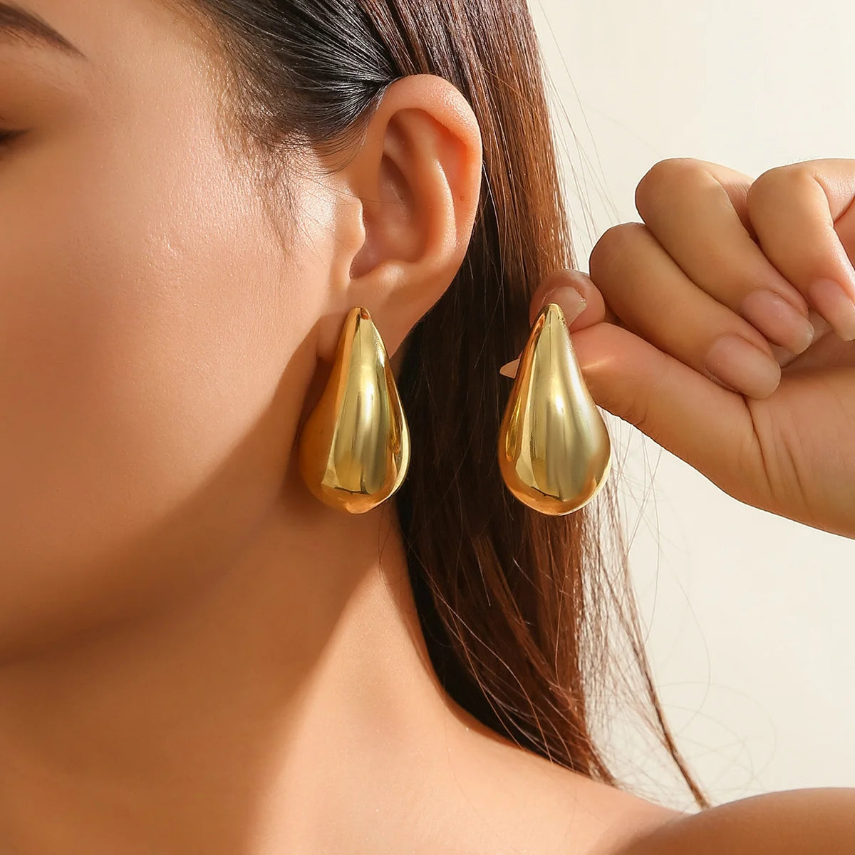 6-teiliges klobiges, vergoldetes Wasserfall-Creolen-Set für Damen – europäischer und amerikanischer minimalistischer, glatter Kreis-Tropfenohrring-Schmuck