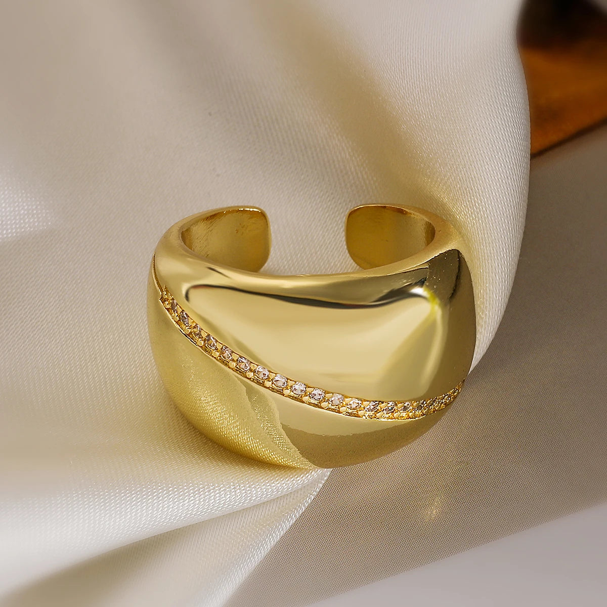 NEWBUY Zarte goldfarbene Statement-Design CZ Party-Ringe für elegante Frauen Finger-Accessoires