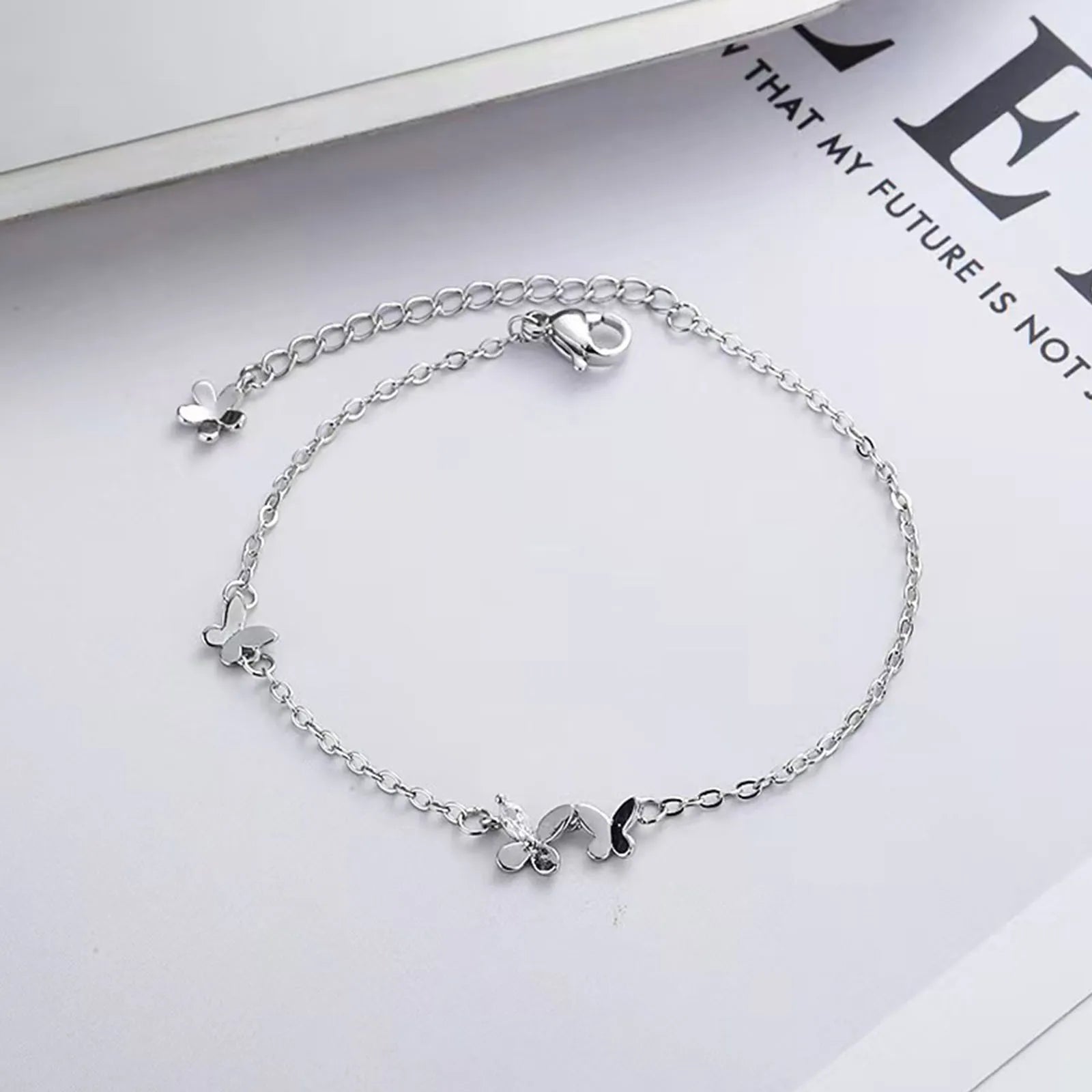 925er Silber Diamant-Schmetterling Armband Damen Mode Temperament Blume Verstellbares Armband