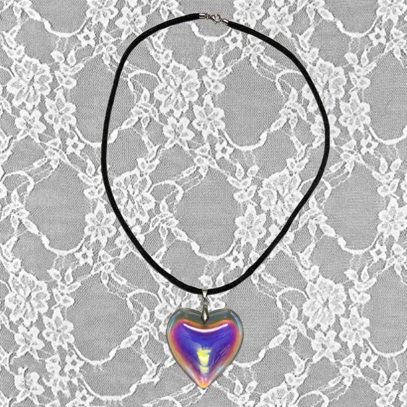 Großer roter Glasherz-Anhänger, schwarze Kordel-Halskette für Frauen, Pink Grün Rot AB Lila Kristallstein, hübscher Y2K Anhänger-Schmuck