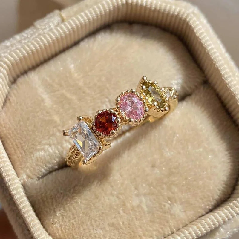 925er Sterlingsilber Zirkonia Damenringe für Hochzeitsfeiern Luxus Goldfarben Glänzende Damenringe Party Trendiger feiner Schmuck