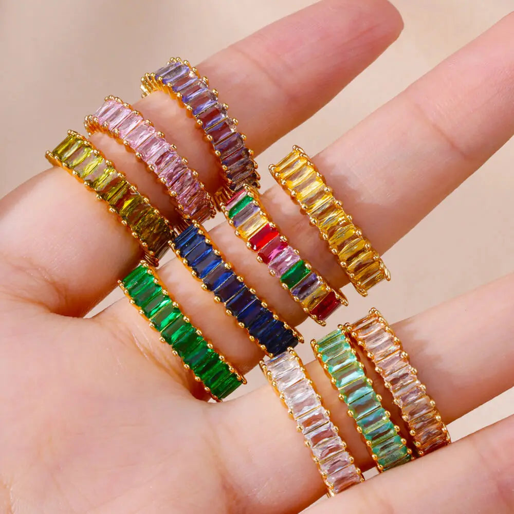 Goldfarbene Zirkonia-Ringe für Damen Offener Edelstahl Grüner Luxus-Kristall-Fingerring Boho Schmuck Hochzeitsfeier Geschenk