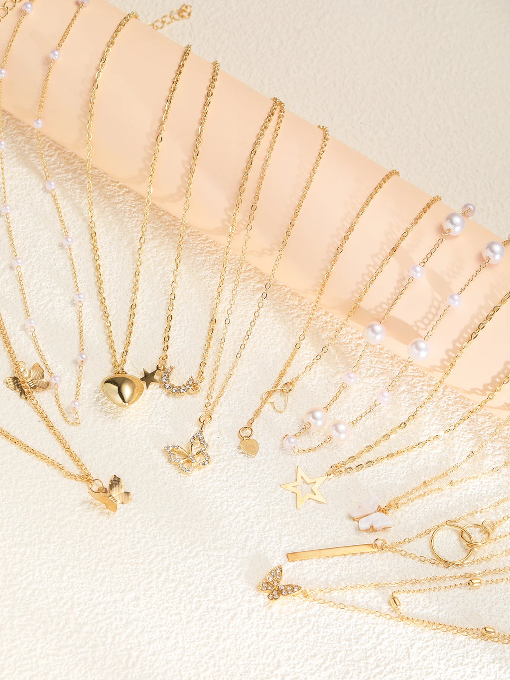 11 Pcs Women's Zircon Necklace Set Gold Color Fashion Love Heart Butterfly Pendant Hypoallergenic Neck Chain Boho Jewelry Gifts