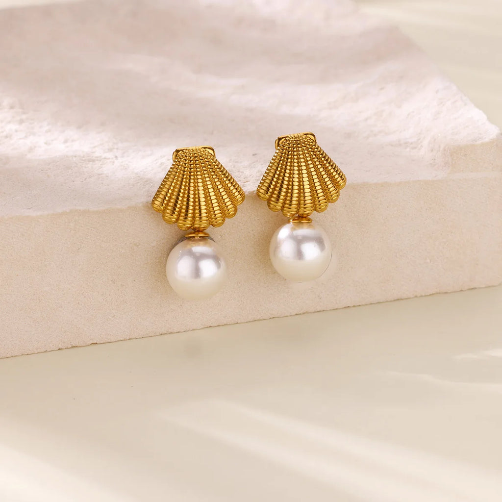 Elegante Imitationsperlen-Ohrringe für Damen Edelstahl Herz Schmetterling Muschel Tropfenohrringe Luxuriöser Ästhetischer Schmuck als Geschenk