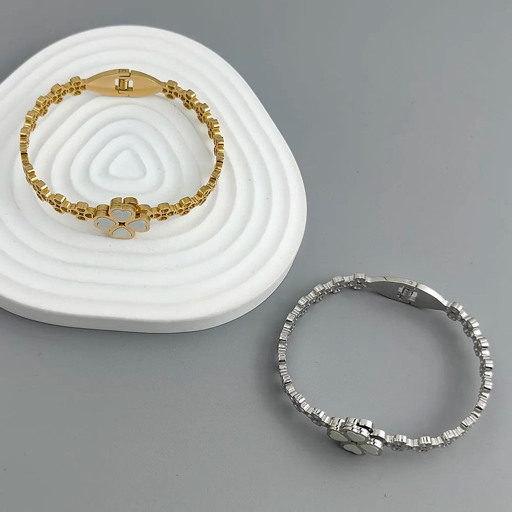 Neues vierblättriges Kleeblatt, weiße Muschel, Edelstahl, vergoldetes Armband 18K, hochwertiges wasserdichtes Partnerarmband, Frauengeschenk