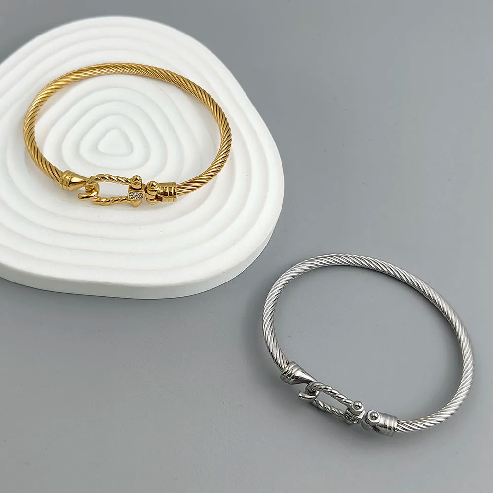 Neues Armband aus Stahldraht mit Knopfmuster, Hufeisen, vergoldet, Edelstahl, 18K, hochwertiges, wasserdichtes Paar-Armband, Frau