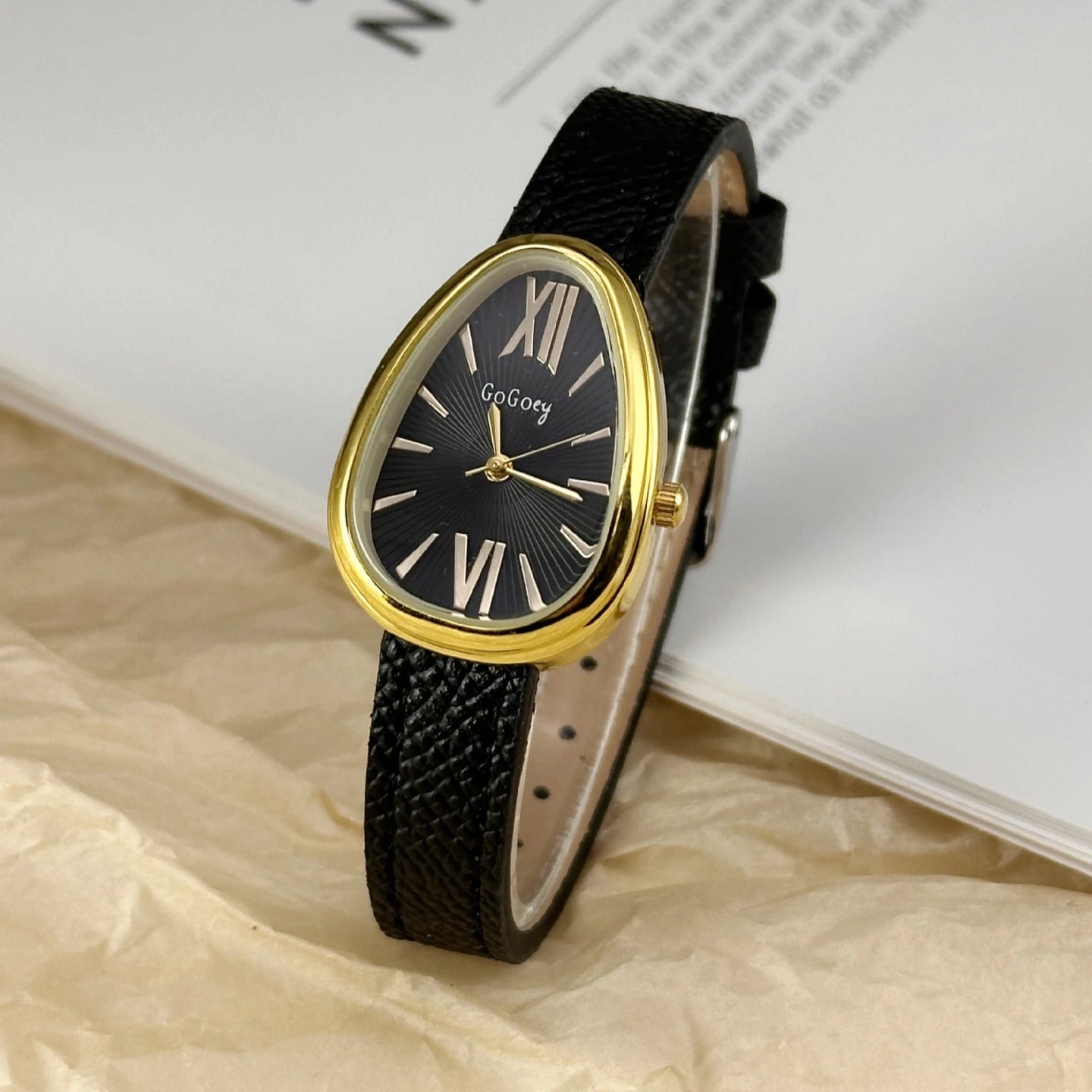 Famoso reloj de cuarzo de marca para mujer, regalo de lujo, reloj de pulsera de cabeza de serpiente para mujer, reloj de pulsera de moda con correa de cuero rojo, Dropshipping