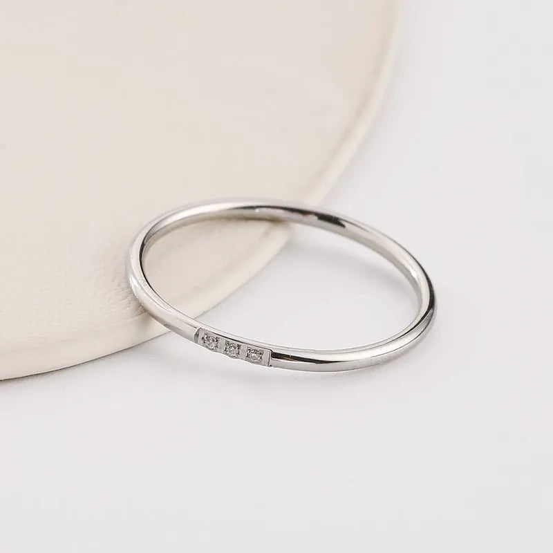 1 mm dünner Edelstahl CZ Inlay Stapelbarer Ring Ehering für Frauen Mädchen Größe 3-10