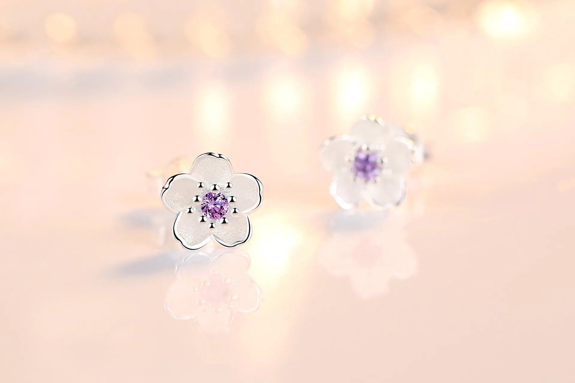 925er Sterlingsilber Rosa Lila Zirkon Blume Kleine Ohrstecker für Frauen Hochzeit Elegante Luxus Schmuck Accessoires Großhandel