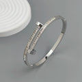Neues Nagel Zirkon Edelstahl vergoldetes Armband 18K, hochwertiges wasserdichtes Pärchenarmband, Geschenk für die Ehefrau