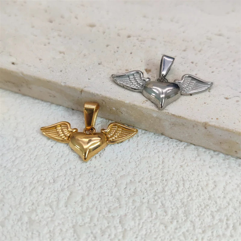 Collares con colgante de moda de acero inoxidable chapado en oro de 18k con diseño de alas de ángel, corazón, rosa y margarita para mujer