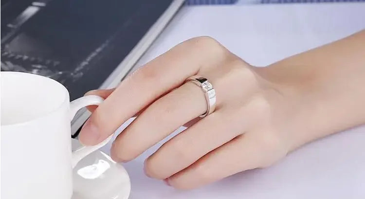 Charmanter 925er Sterling Silber Ring für Damen, glitzernder Kristall, Größe 7/8/9/10, modische Partygeschenke, Verlobungs- und Hochzeitsschmuck