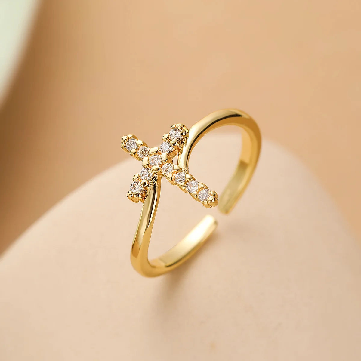NEWBUY 2026 Neue Mode Klare Glänzende CZ Zirkon Kreuz Böser Blick Ringe für Frauen Mädchen Finger Zubehör Party Schmuck Geschenk