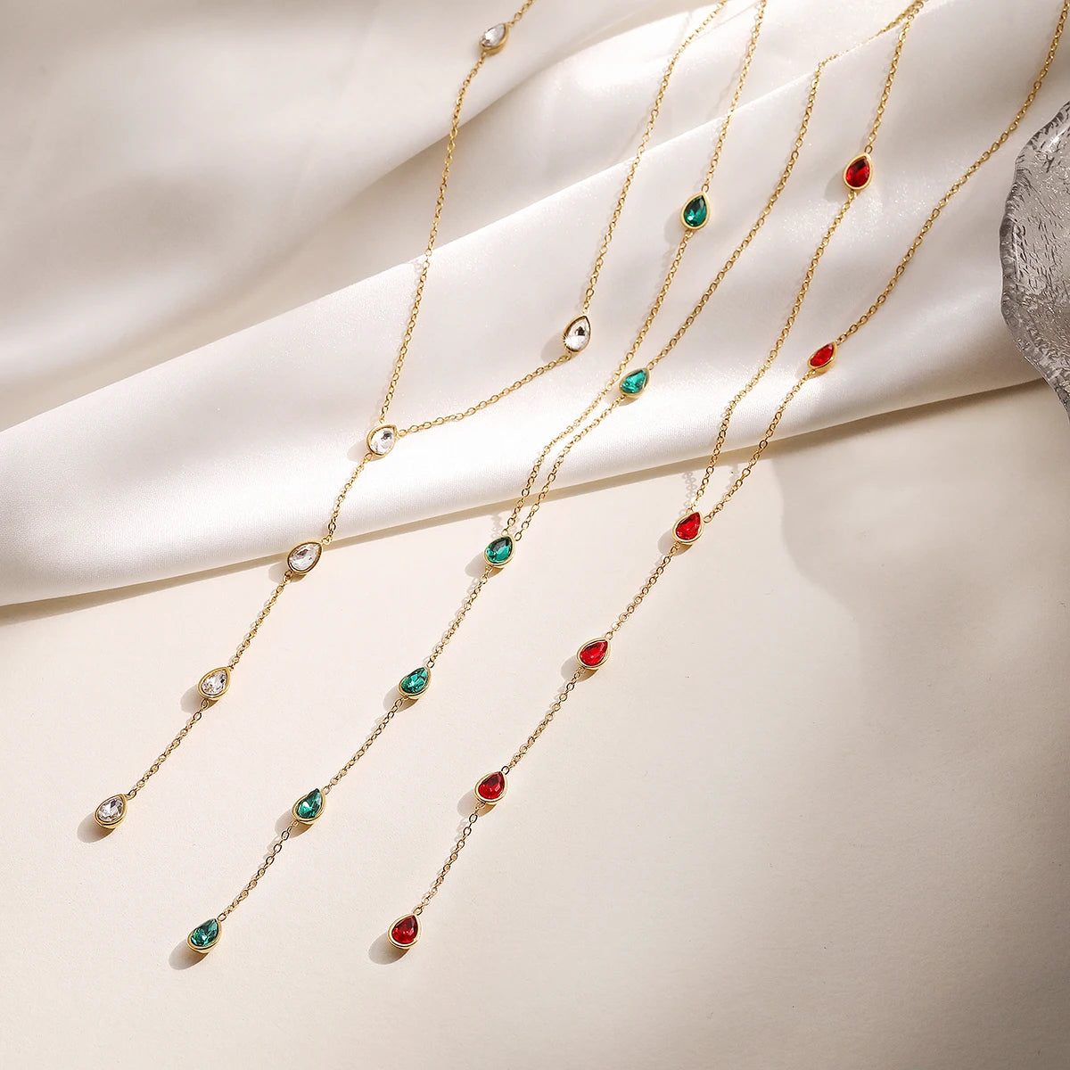 NEWBUY Fashion Gold Color Stainless Steel Choker Necklaces For Women Delicate White/Green/Red CZ Zircon Inlay Jewelry