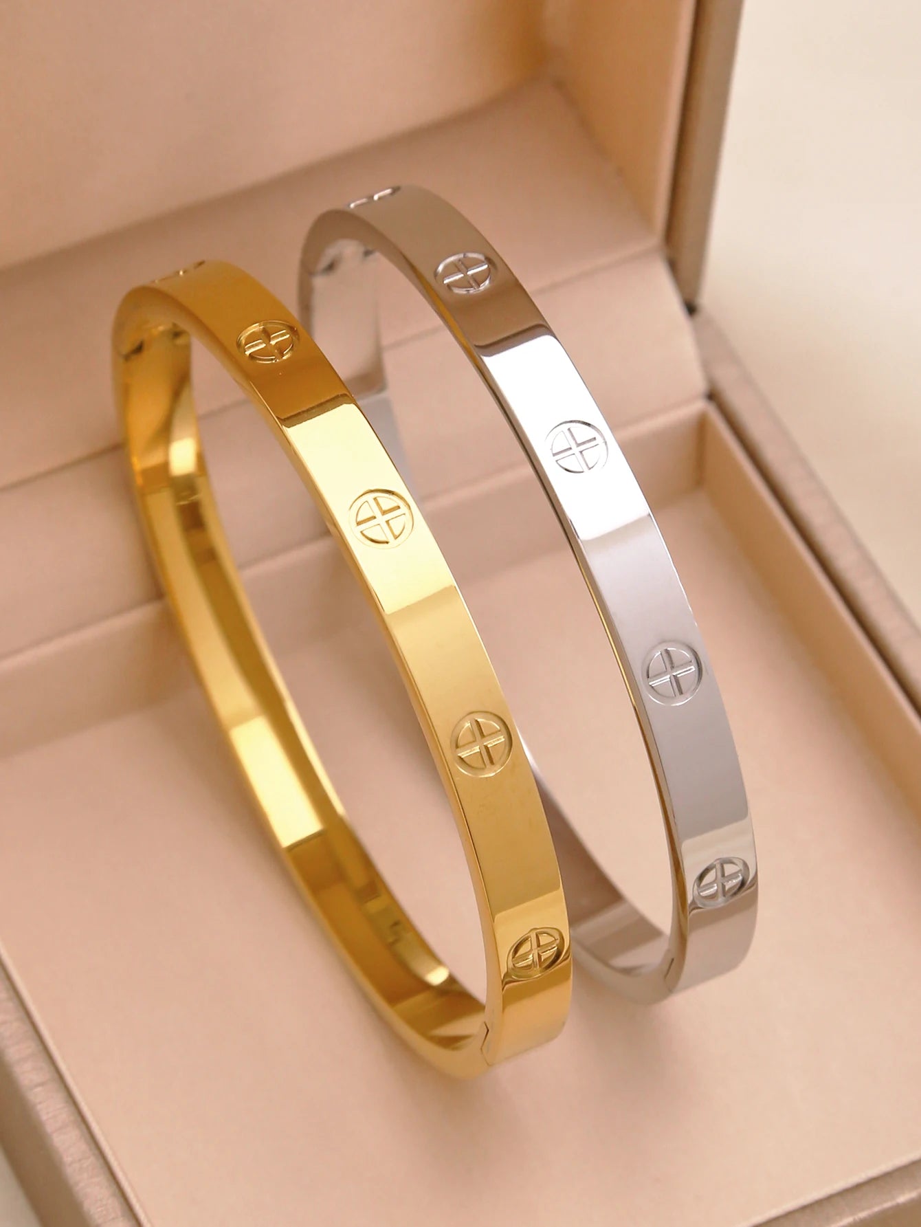 18K vergoldetes, nicht verblassendes Goldarmband aus Edelstahl – langlebiges und modisches Schmuckaccessoire, geeignet als Weihnachtsgeschenk