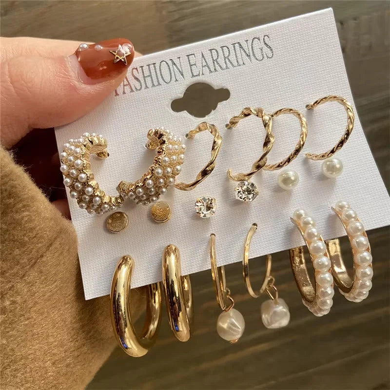 Modische geometrische Creolen Set für Damen Vintage Böhmische Perle Goldfarbe Runde Ohrringe Punk Alltagsschmuck Geschenke 2025