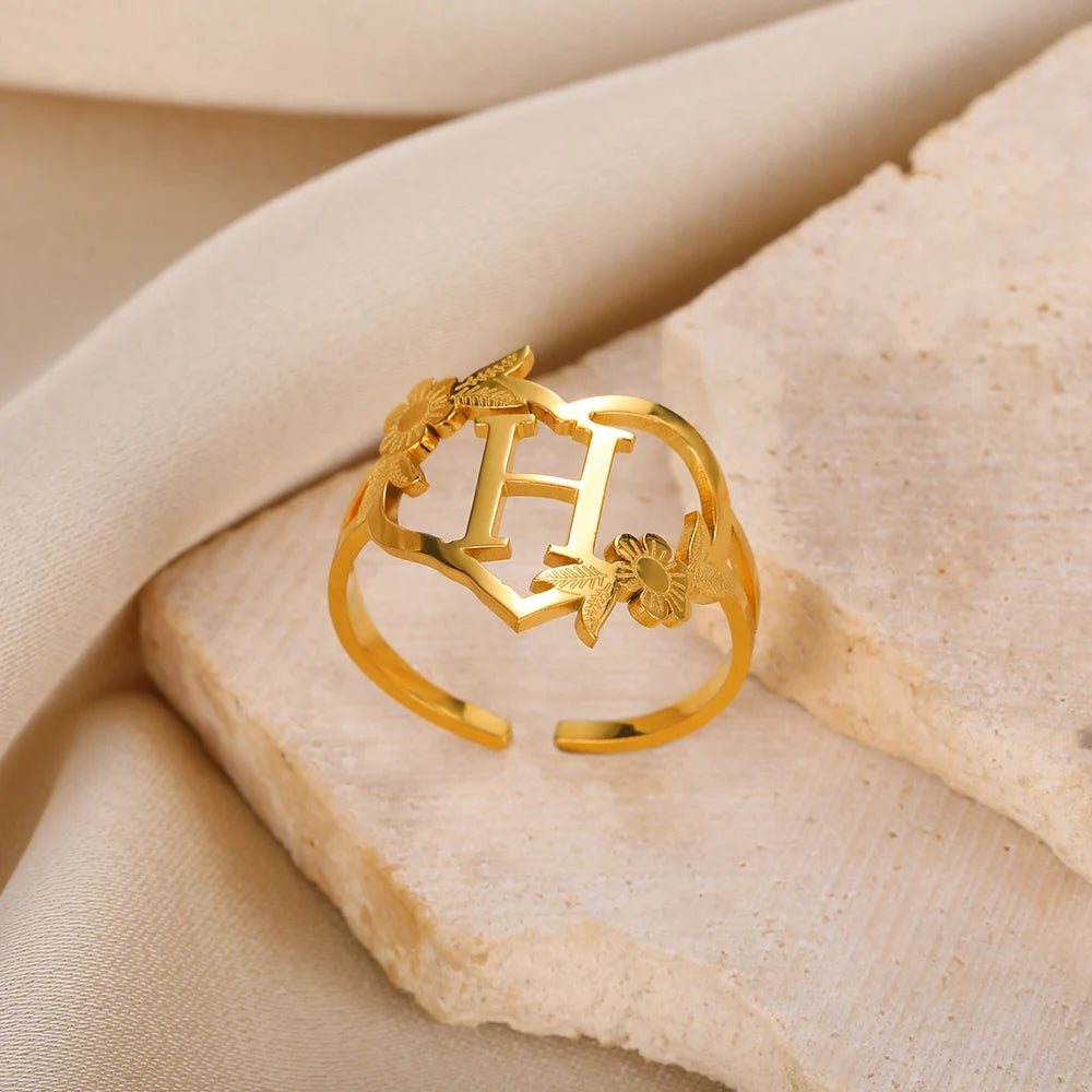 Edelstahl Initialen Buchstaben Herzringe für Frauen Mädchen Goldfarben Blumen Alphabet Ring Mode Valentinstags Schmuck Geschenk