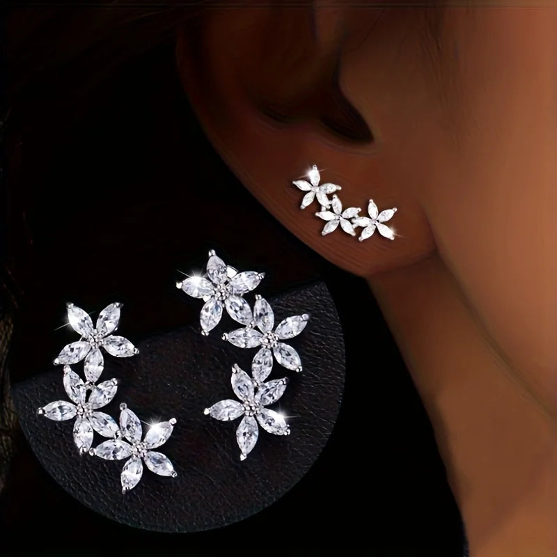 S925 Sterling Silber funkelnde, fünfblättrige Blumenohrringe elegant und modisch ganzjährig tragbar, passend für festliche Partys