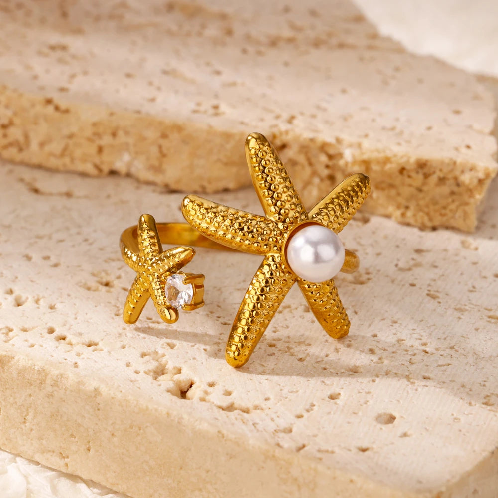 2025 Anillos de agua dulce de acero inoxidable con perlas, estrellas de mar y conchas para mujer, de color dorado, estilo punk vintage, joyería impermeable para la playa