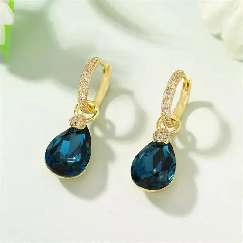 Exquisite blaue tropfenförmige Kristall-Anhänger-Ohrringe für Frauen Mode personalisierte tägliche Accessoires Party-Schmuck Geburtstagsgeschenk