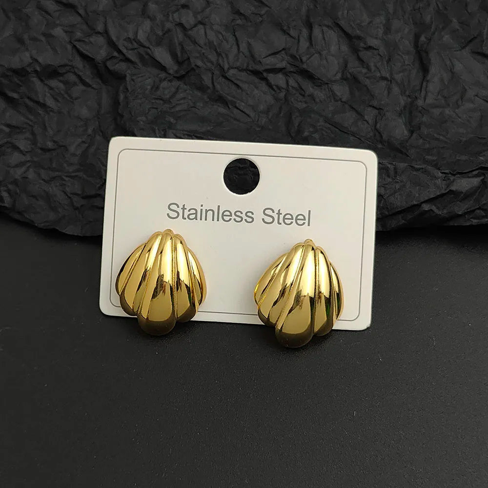 Kreative Heavy-Metal-Ohrringe aus Edelstahl mit fünfeckigem Stern und Blättern, wasserdicht und rostfrei, Partyschmuck für Damen