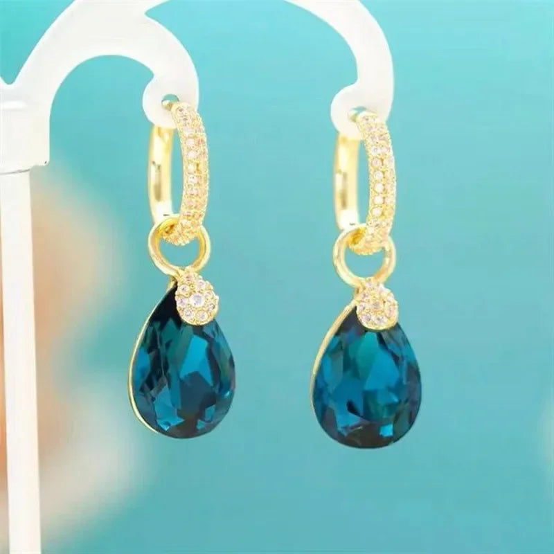 Exquisite blaue tropfenförmige Kristall-Anhänger-Ohrringe für Frauen Mode personalisierte tägliche Accessoires Party-Schmuck Geburtstagsgeschenk