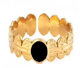 Großhandel High-End wasserdicht dreidimensionaler M-Buchstabe hohler Edelstahl Fingerring trendig für Damen personalisierbarer Schmuck