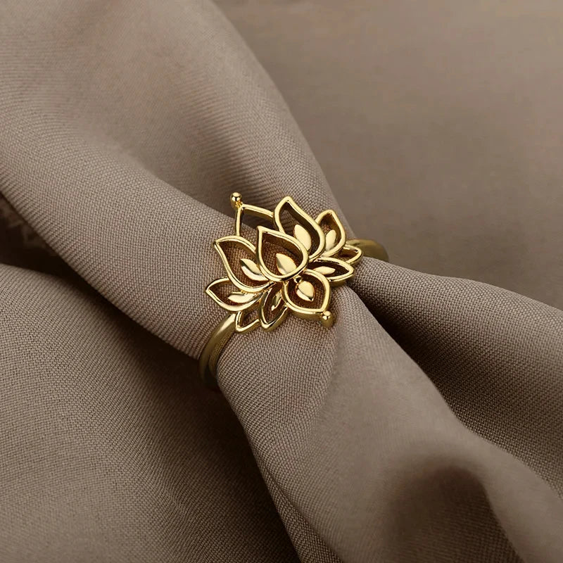Lotusblume Ringe für Damen Edelstahl Goldfarbe Hohlring Mode Hochzeit Party Ästhetischer Schmuck Geschenk anillos