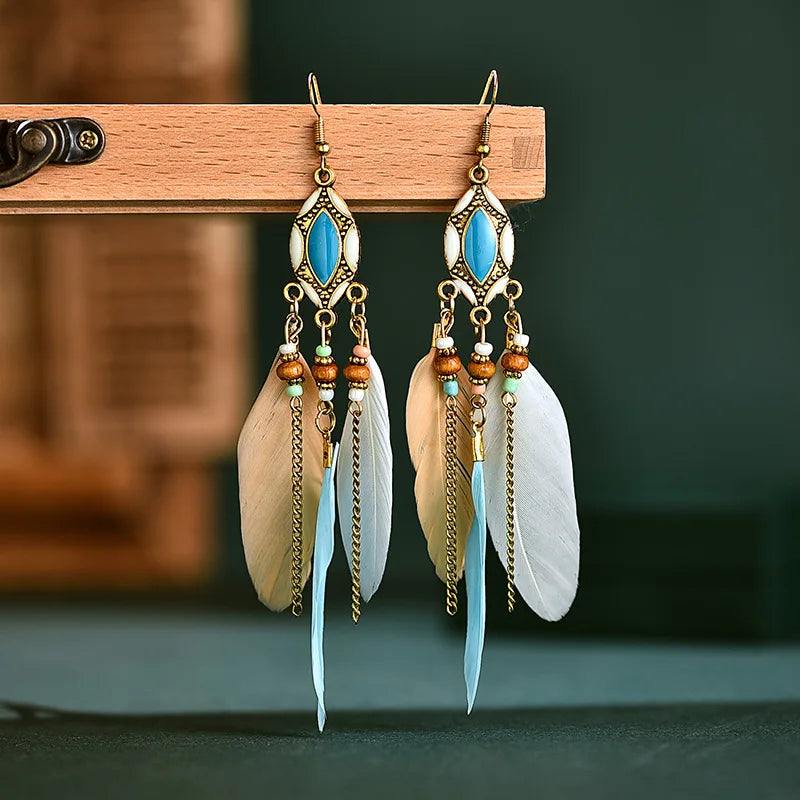 Neue ethnische lange Feder-Ohrringe für Damen, böhmische Quastenperlen, handgemachte Emaille-Ohrringe, Mädchen, Braut, Hochzeitsschmuck
