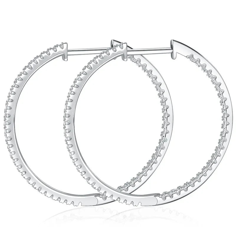 NeeTim Moissanit-Creolen mit voller Farbe für Damen, 925er Sterlingsilber mit Weißgold-Überzug, Ohrstecker, edler Schmuck als Geschenk