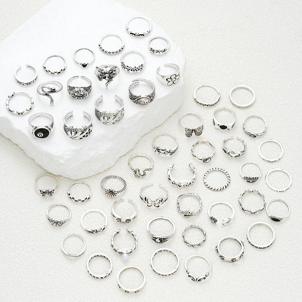 51tlg. Gothic Punk Ring Set für Damen Herren Mode Schmetterling Herz Schlange Design Match Ring Alltag Halloween Schmuck Geschenke Neu