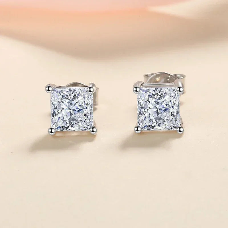 Pendientes de moissanita con corte princesa de 1 quilate NeeTim para mujer, plata de ley 925 con chapado en oro, aretes para bodas, fiestas, joyería fina