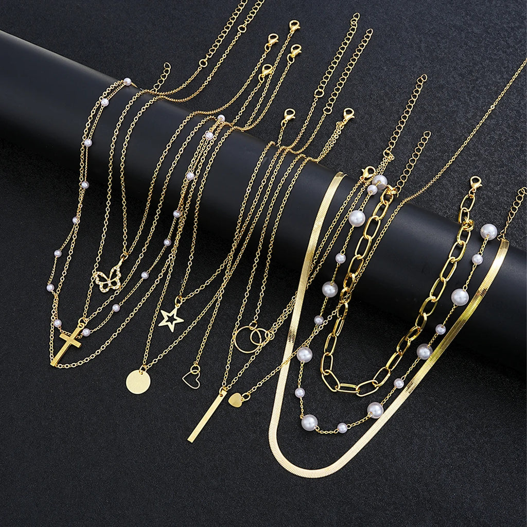 Juego de 11 gargantillas de perlas simples para mujer, collares de moda en capas con dijes de estrella, cruz, corazón, regalo de joyería