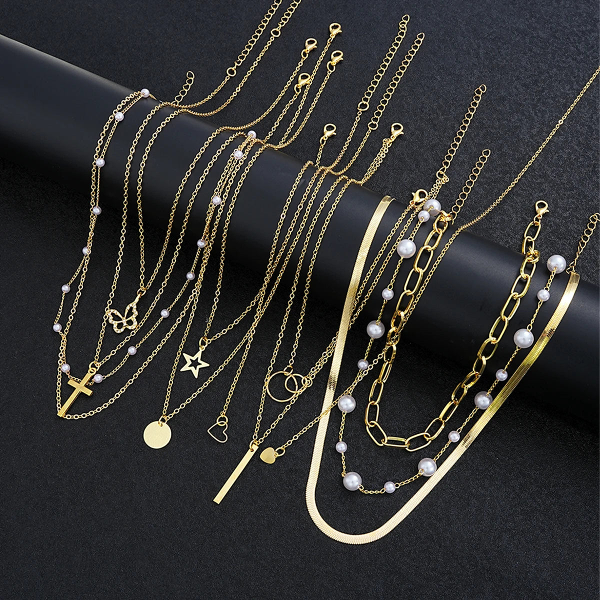 Juego de 11 gargantillas de perlas simples para mujer, collares de moda en capas con dijes de estrella, cruz, corazón, regalo de joyería