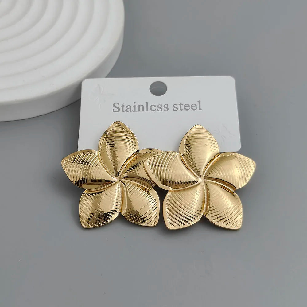 Kreative Heavy-Metal-Ohrringe aus Edelstahl mit fünfeckigem Stern und Blättern, wasserdicht und rostfrei, Partyschmuck für Damen