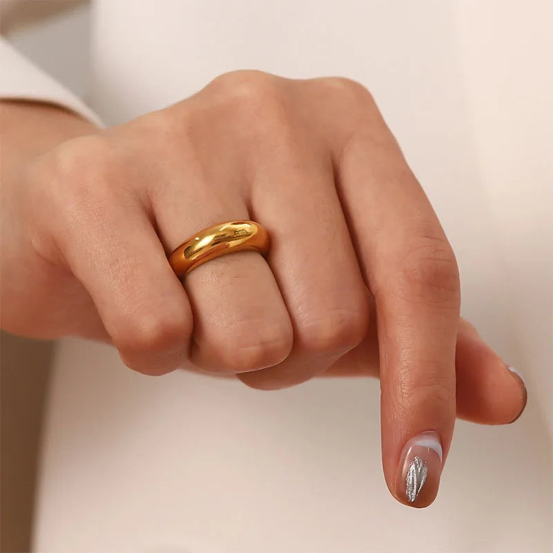 Einfacher Edelstahl Damenring Glänzend Gebogen Goldfarbe Französischer Punk Party Schmuck für Frauen Großhandel Dropshipping